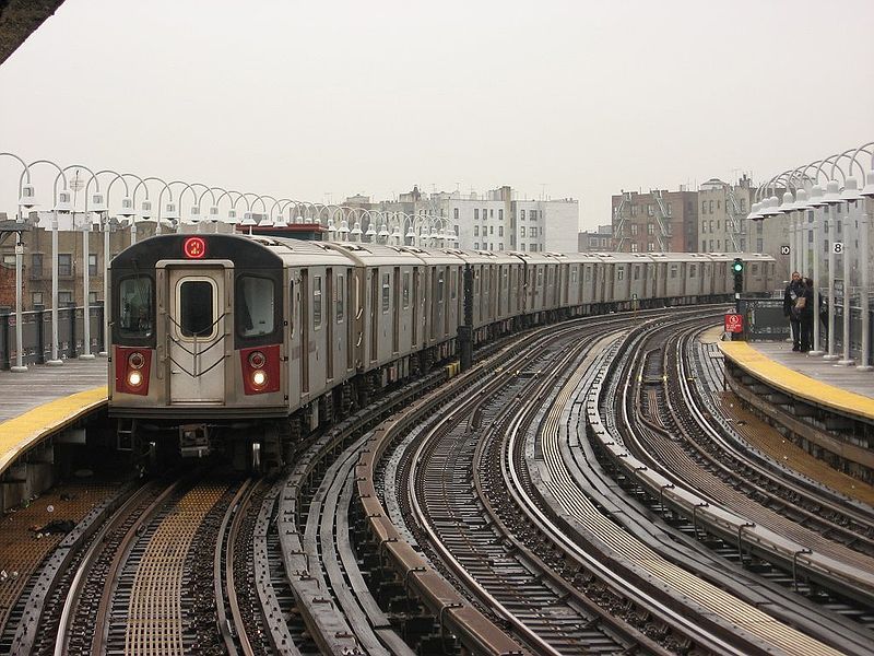 File:NYCSubway6476.jpg