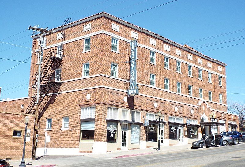 File:Prescott-Building-Hassayama Inn-1927.jpg