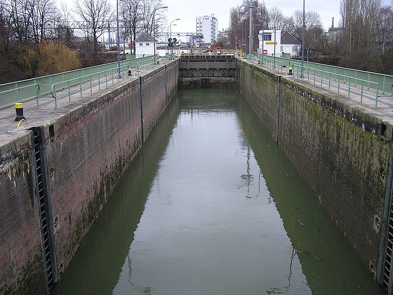 File:Untere Schleuse.jpg