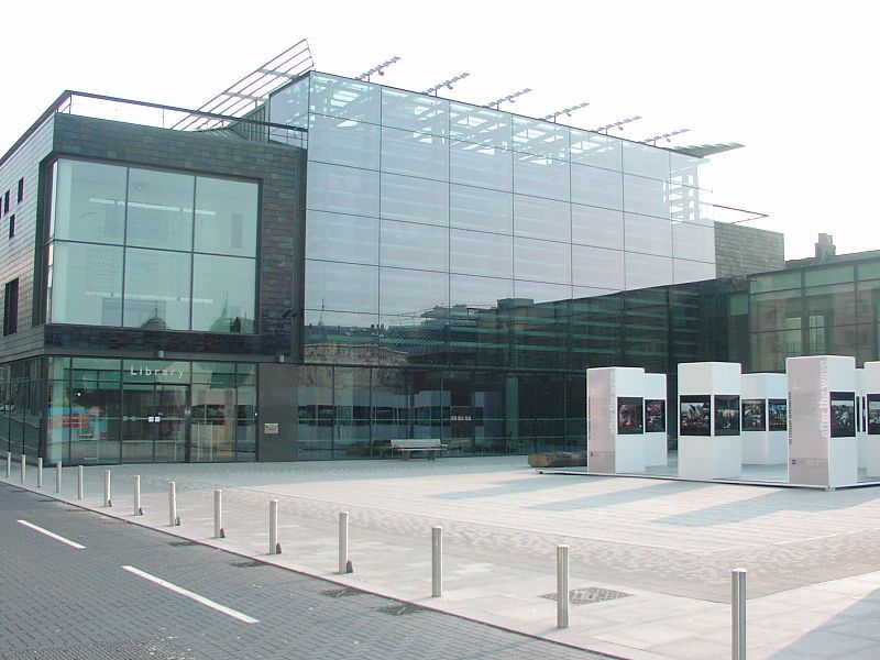 File:Brighton tsunami exhibit+library.jpg