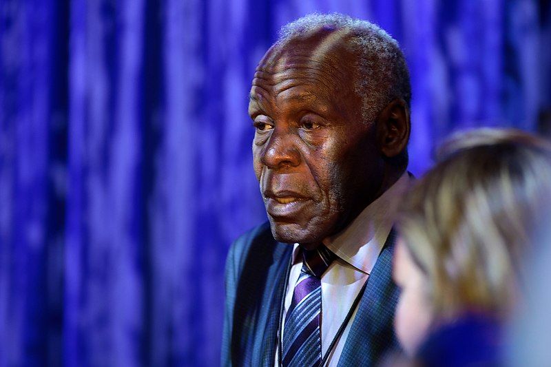 File:Danny Glover (48023046213).jpg