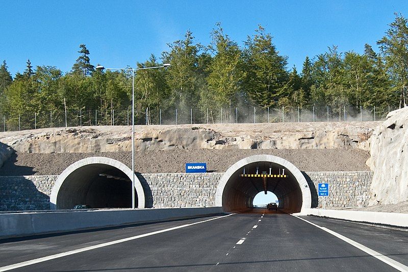 File:E18 Rodbol tunnel.jpg