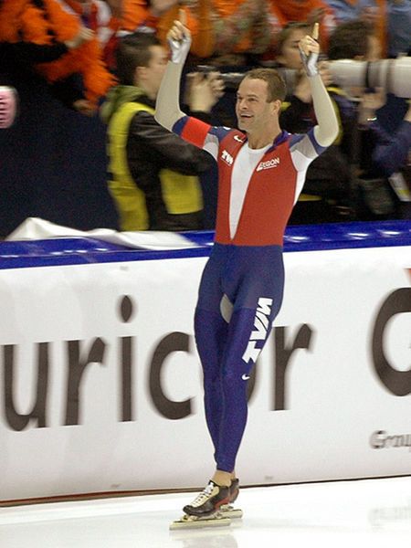 File:Erben Wennemars celebrating.jpg