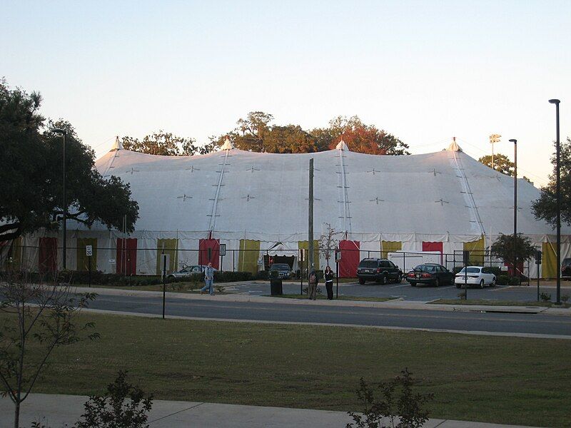 File:FSU Circus.JPG