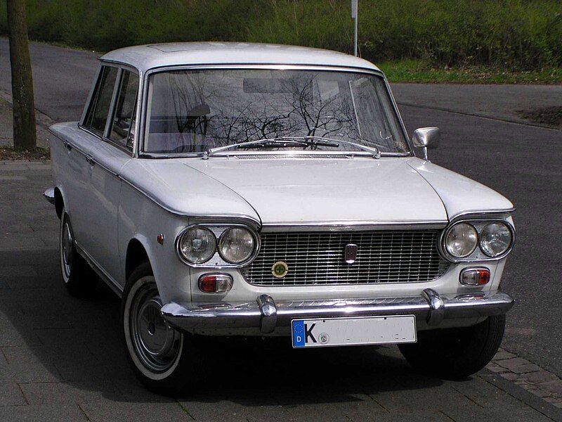 File:Fiat1300a.jpg