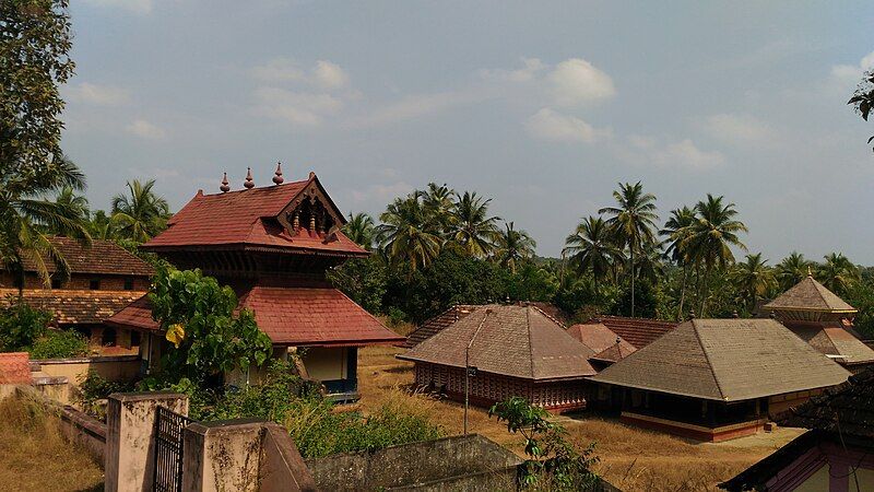 File:Madiyan koolom kanhangad.jpg