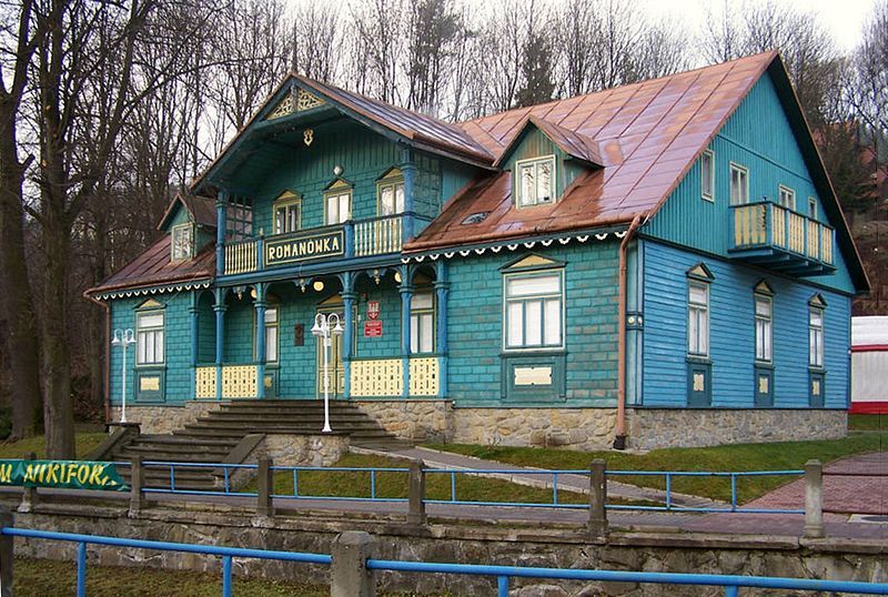 File:Muzeum Nikifora.jpg