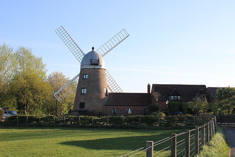 File:Napton-on-the-Hill windmill 08.jpg