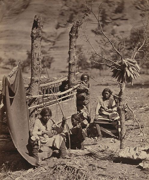 File:Navajofamily.jpg