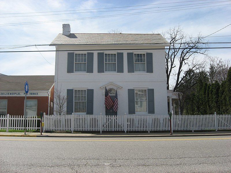 File:Passavant House.jpg