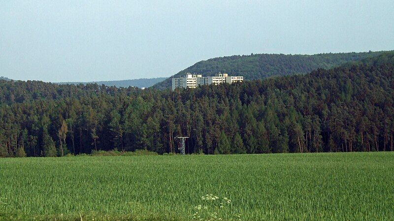 File:Sachsenring 101, Marburg-Wehrda.jpg