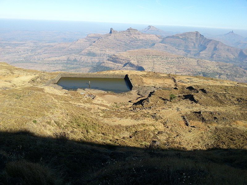 File:Salher Fort3.jpg