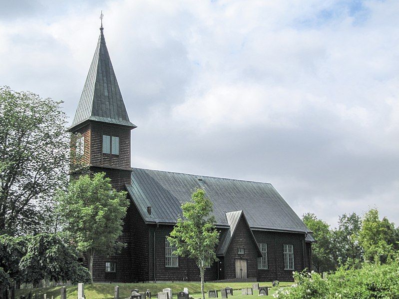 File:Aneboda kyrka ext1.jpg