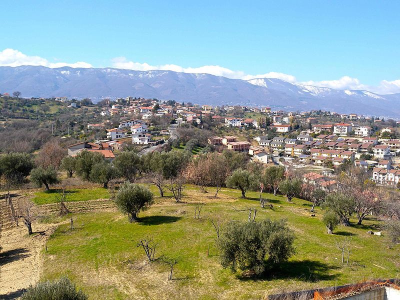 File:Arcavacata, Rende, paesaggio.jpg