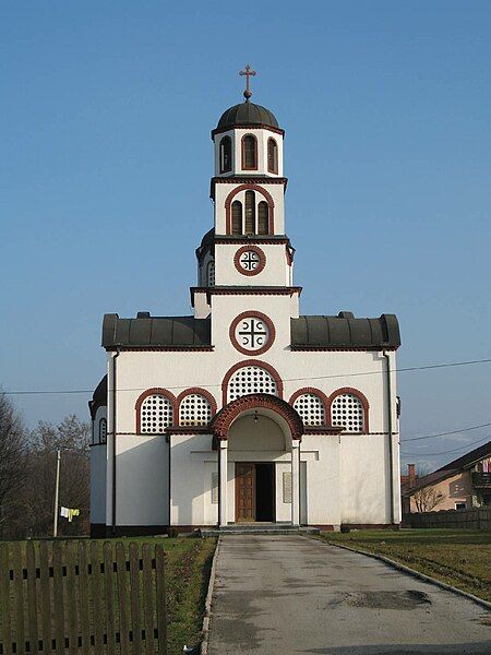 File:Church-dec-2006.jpg