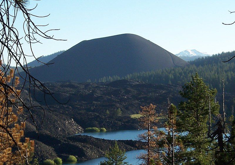 File:Cinder-cone-from-behind-Snag-Lassen.jpg