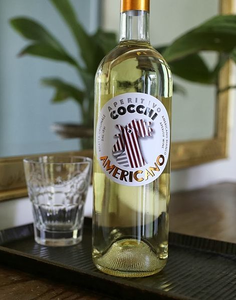 File:Cocchi Americano Bianco.jpg