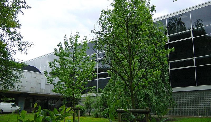 File:Fachhochschule Niederrhein Krefeld.jpg