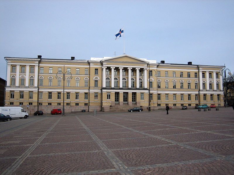 File:Helsingin yliopiston päärakennus.jpg