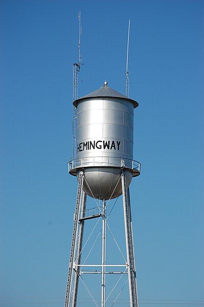 File:HemingwayWaterTower.jpg