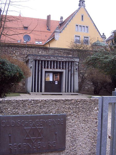 File:JüdischesGemeindehausRegensburg.JPG