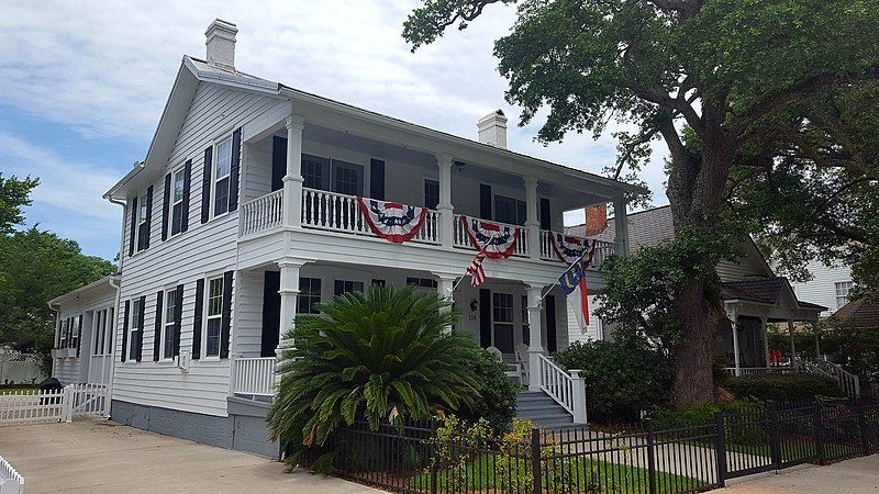 File:Julius Newton House.jpg