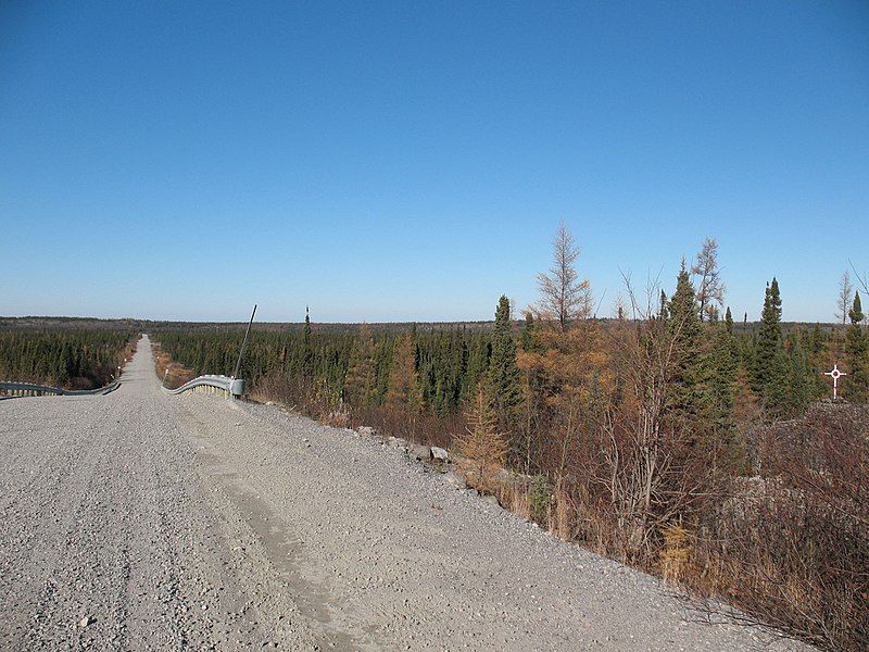 File:Longue Pointe Road.jpg