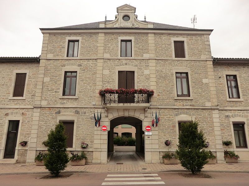 File:Mairie de Chalamont.JPG