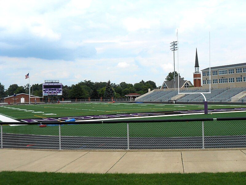 File:Mount Union Stadium.jpg