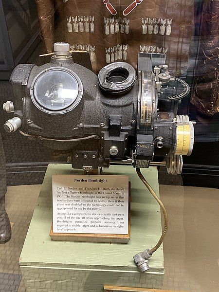 File:Norden Bombsight.jpg