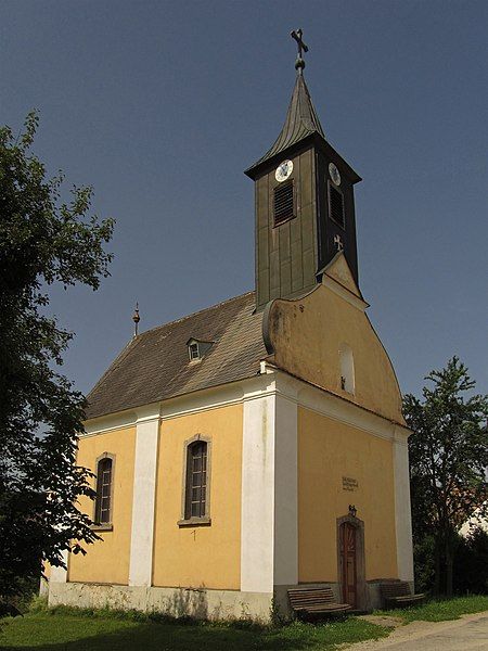 File:Ortskapelle Reinprechts.jpg