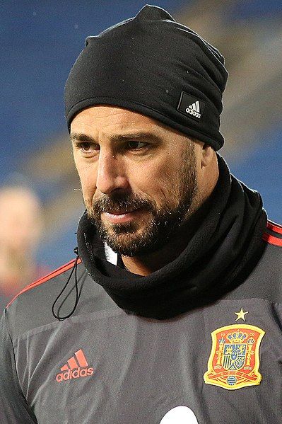 File:Pepe Reina 2017.jpg