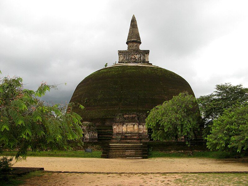 File:Polonnaruwa 0320.jpg