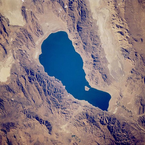 File:Pyramid Lake sat.jpg