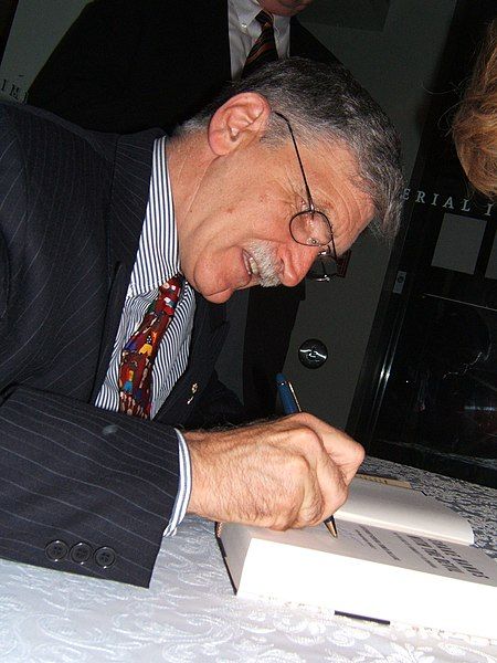 File:Romeo Dallaire signing.jpg