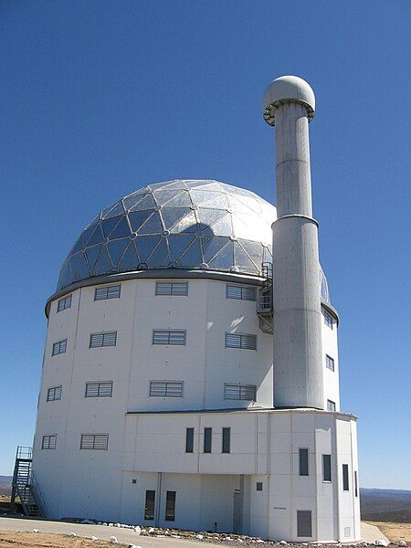 File:SA large telescope.jpg