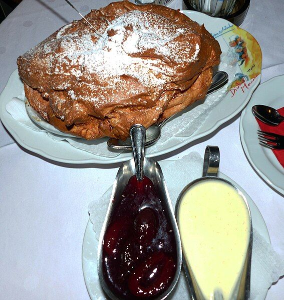 File:Salzburger Nockerln 1.jpg