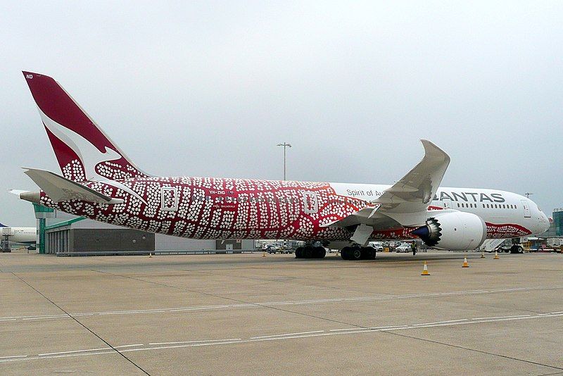 File:VH-ZND 11042018LHR (41496810311).jpg