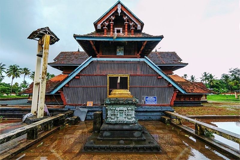 File:Vazhappally Temple.jpg