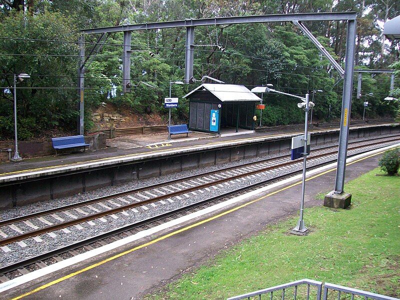 File:Wombarra Railway Station.jpg