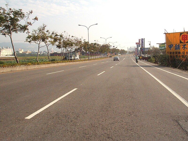 File:中投公路支線路段.JPG