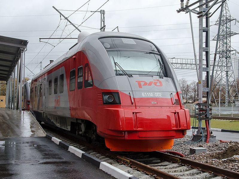 File:611M-002, Podmoskovnaya depot.jpg