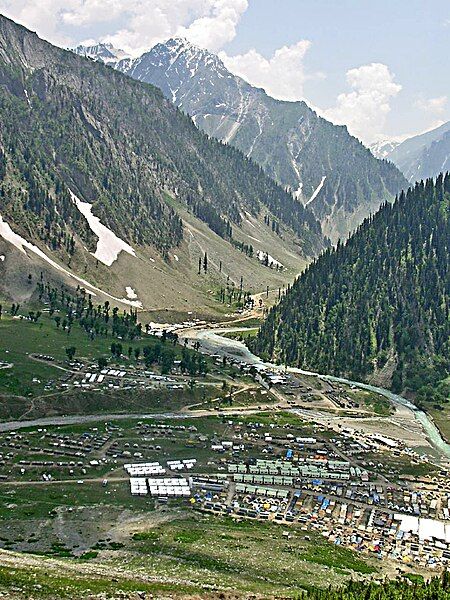 File:Amarnath Yatra Camp.jpg