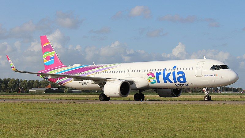 File:Arkia A321.jpg