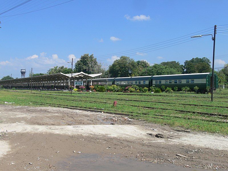 File:ChiangMaiOrientExpressP1030897.JPG