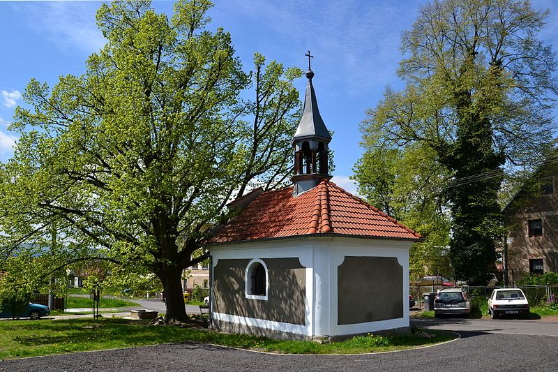 File:Ciboušov - kaple.jpg