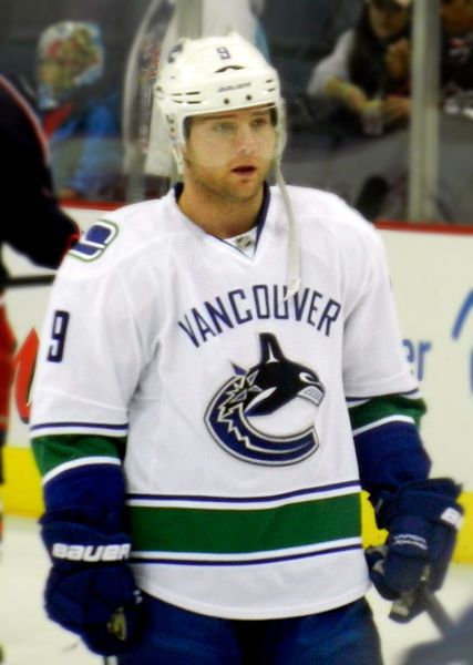 File:Cody Hodgson Canucks.jpg