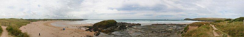 File:Constantine Bay 2010.jpg