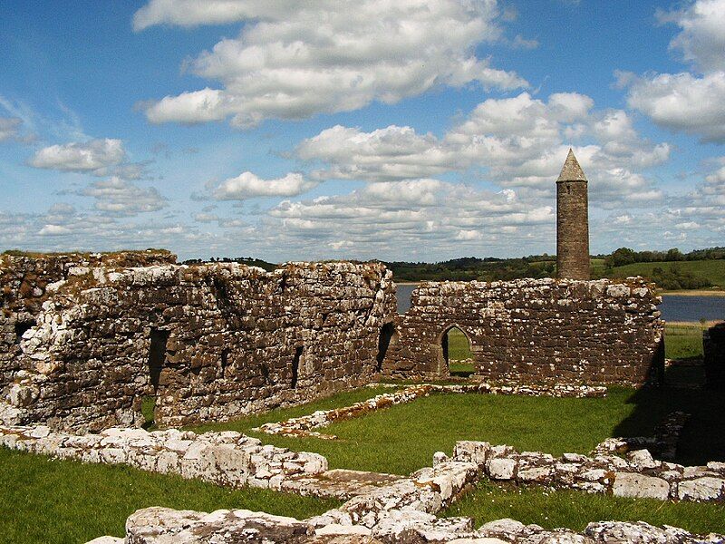 File:Devenish Island.jpg