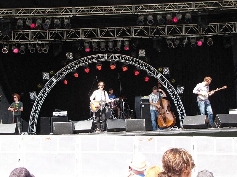 File:Great Lake Swimmers.jpg